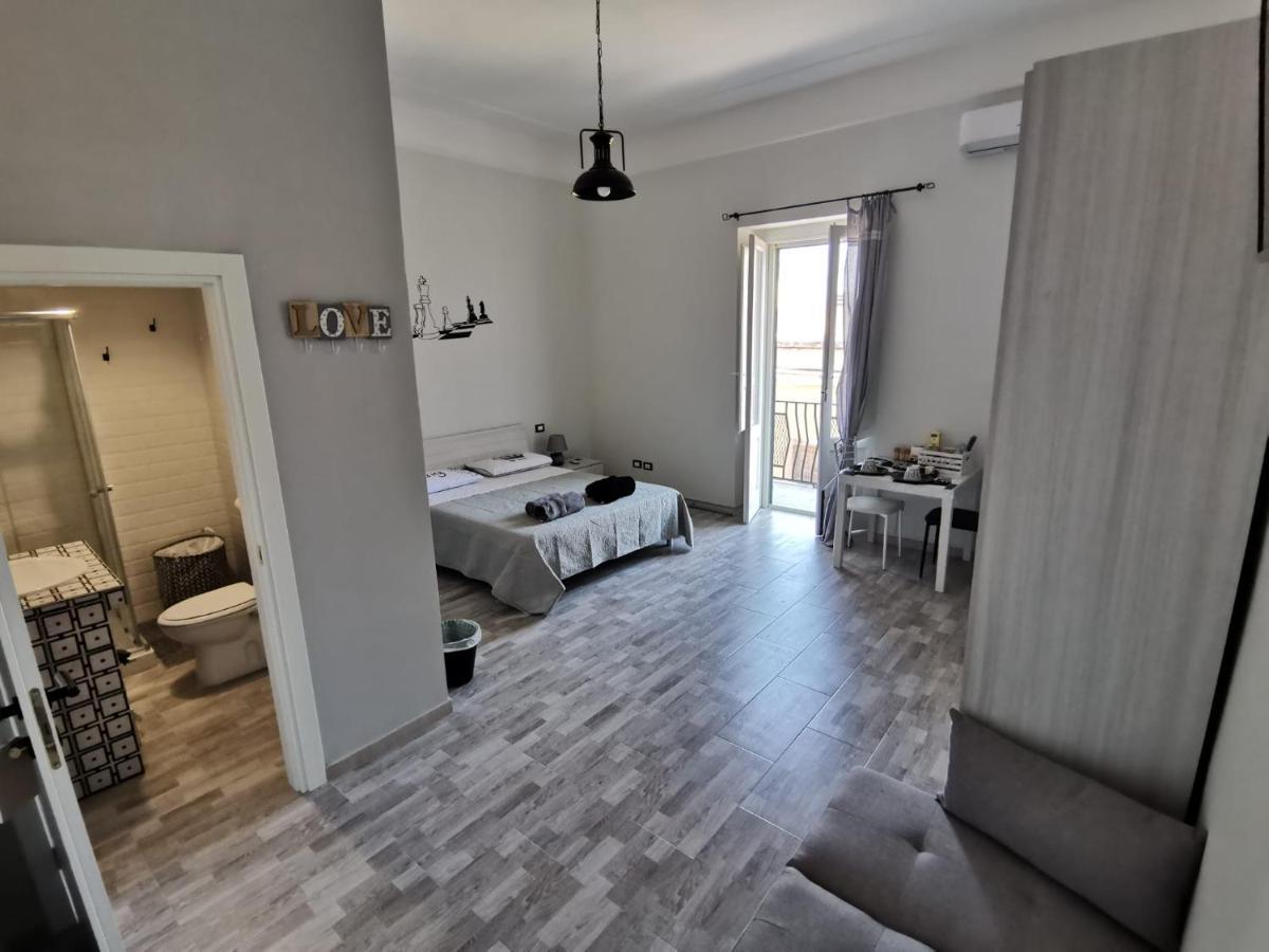 Scacco Matto Holiday House Taranto Exterior foto