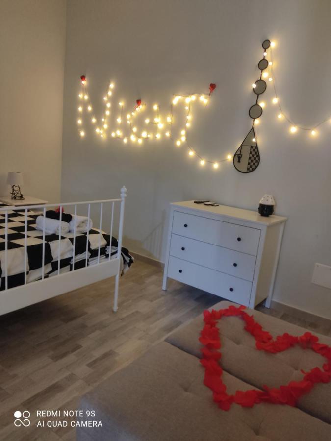 Scacco Matto Holiday House Taranto Exterior foto