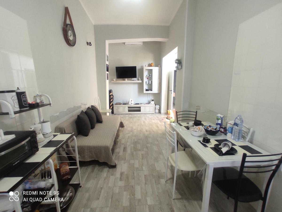 Scacco Matto Holiday House Taranto Exterior foto